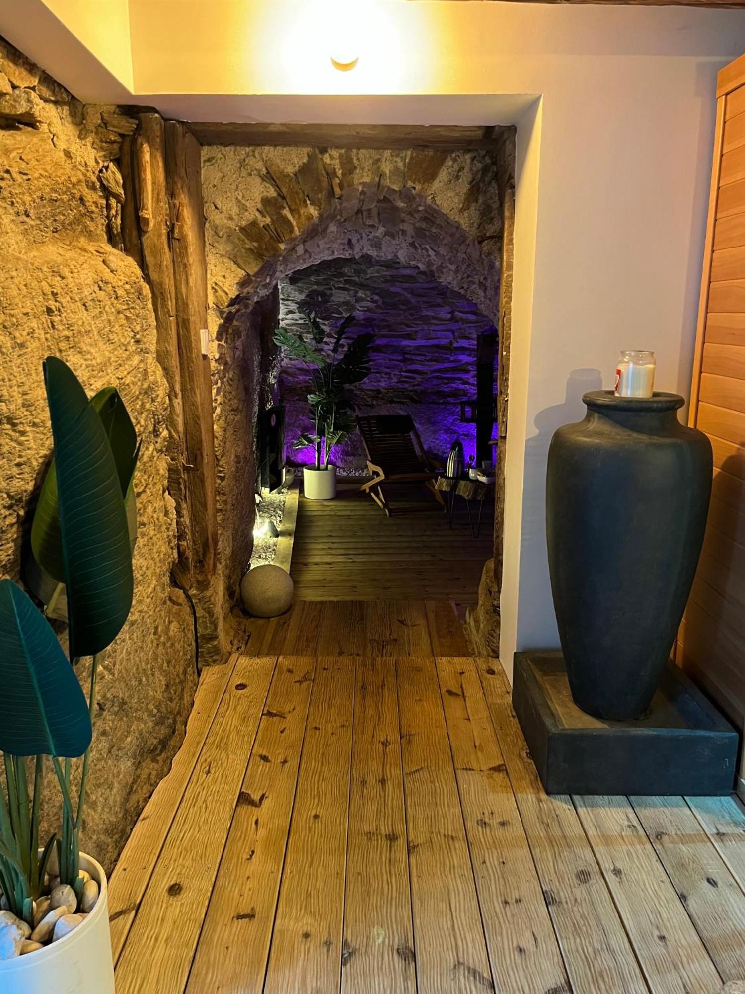 La Voute Du Pilat & Options Spa, Massage Сен-Шамон Экстерьер фото